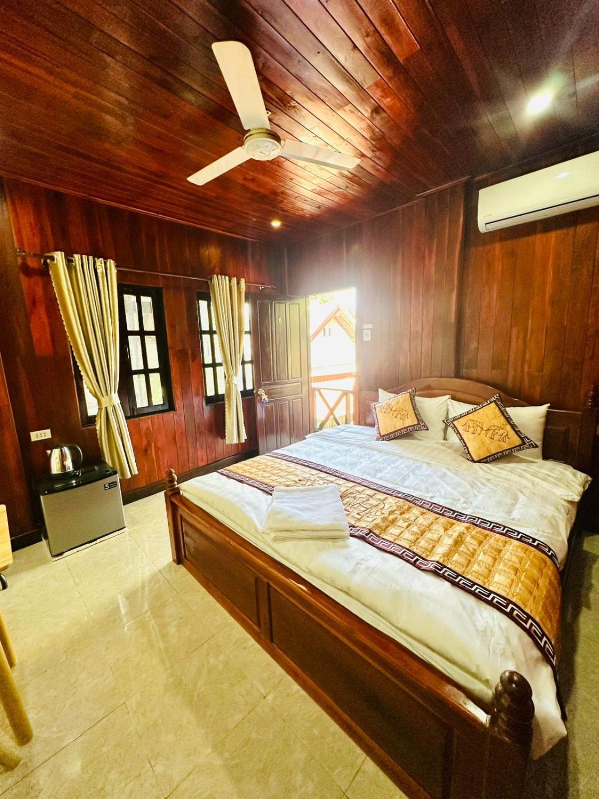 Residence Boutique Hotel Луанг Прабанг Екстериор снимка